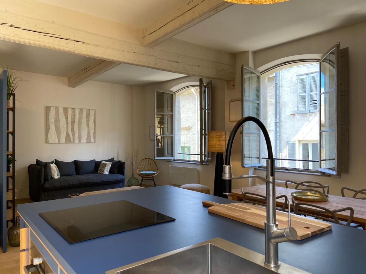 Appartement Climatise Plein Centre Historique アヴィニョン エクステリア 写真